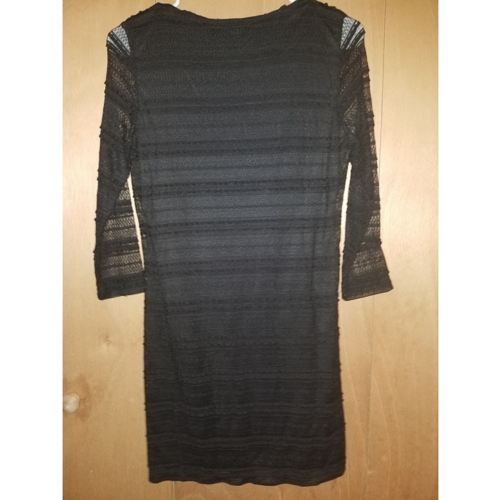 Black lace sleeve body con forever 21 NWT